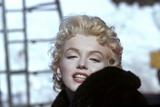 th_84786_MarilynMonroe_BusStopPhotoshoots_7_1956_04_122_1011lo.jpg