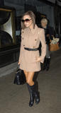 th_08453_celeb-city.org_Victoria_Beckham_out_shopping_in_New_York_0010_123_372lo.jpg