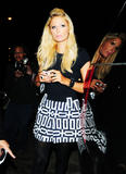 Paris Hilton - Страница 5 Th_45842_celebrity-paradise.com-The_Elder-Paris_and_Nicky_Hilton_2009-12-09_-_The_Dr._Romanelli_Fraggle_Rock_Clothing_9486_122_539lo