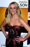 th_11309_Reese_Witherspoon_HowDoYouKnow_Premiere_J0001_Dec13_039_122_549lo.jpg