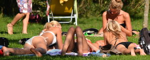Spying Teen Girls In The Park Voyeur Candid-r2clefg7nj.jpg