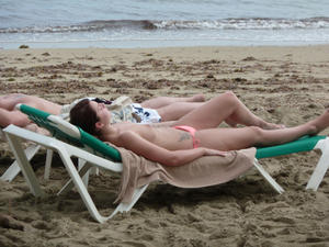 Caribbean-Beach-Girls-i1ljvfxss3.jpg